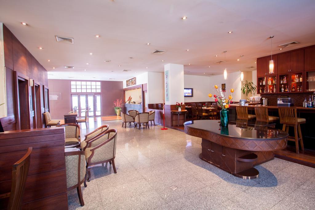 The Euro Grande Hotel Bangkok Exterior foto